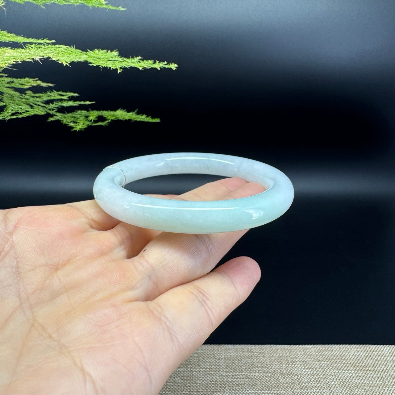 Genuine Burmese Green Jade Jadeite Bangle Bracelet ( 54.7mm )