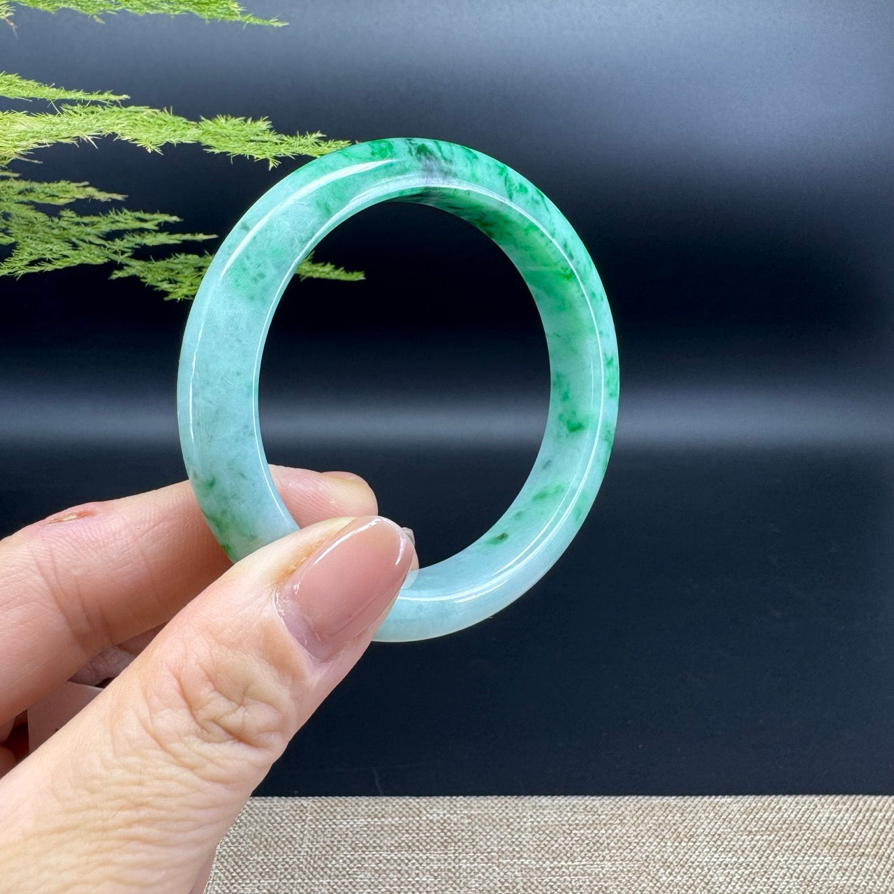 Genuine Burmese Green Jade Jadeite Bangle Bracelet ( 54.3mm )