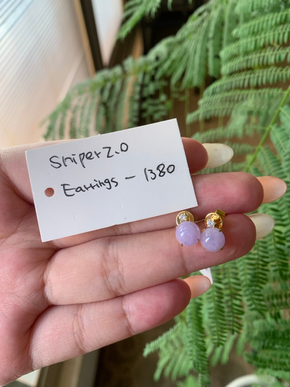"Live" Light Lavender Jadeite Jade Earring (11/22/25)