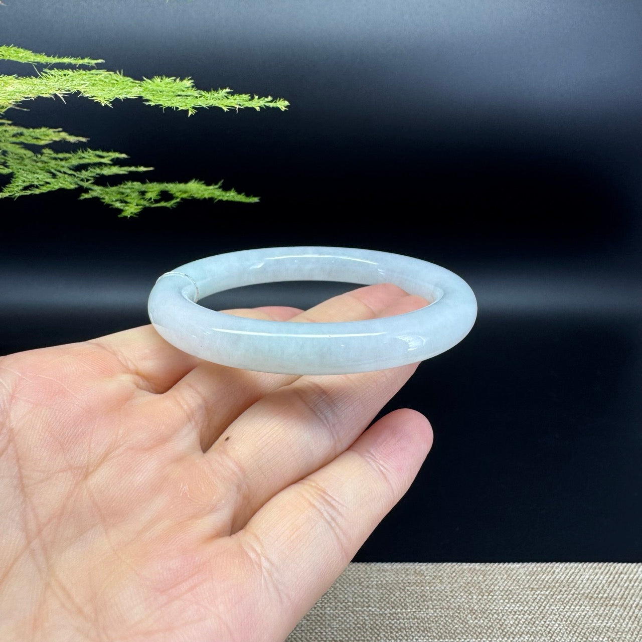 Genuine Burmese Green Jade Jadeite Bangle Bracelet ( 54.7mm )