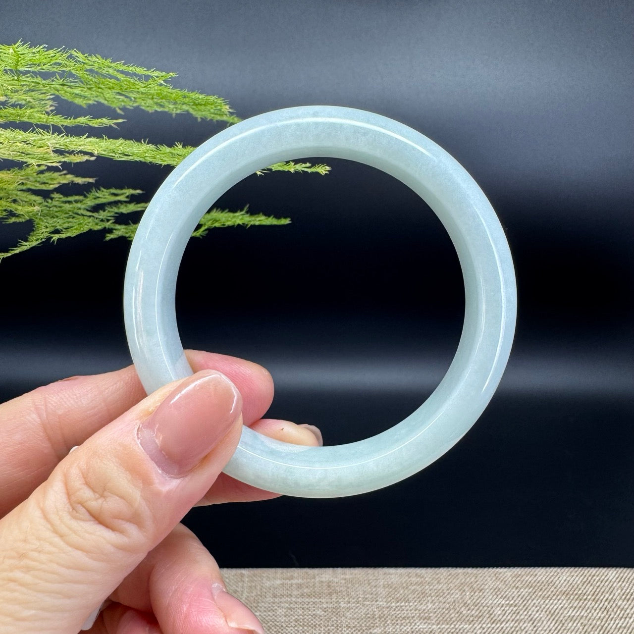 Genuine Burmese Green Jade Jadeite Bangle Bracelet ( 54.5mm )