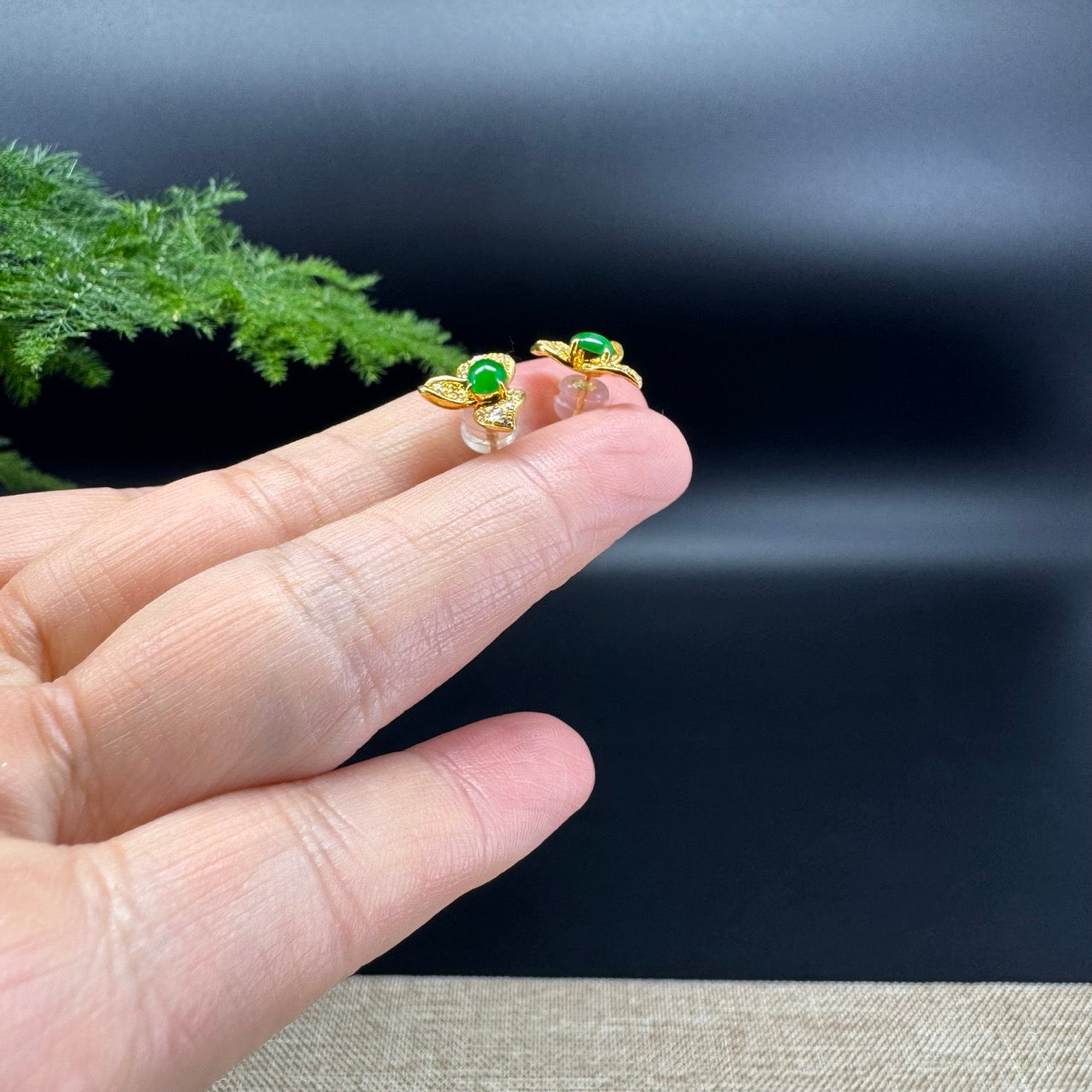 RealJade® 18k Yellow Gold Green Jadeite Jade Flower Earrings