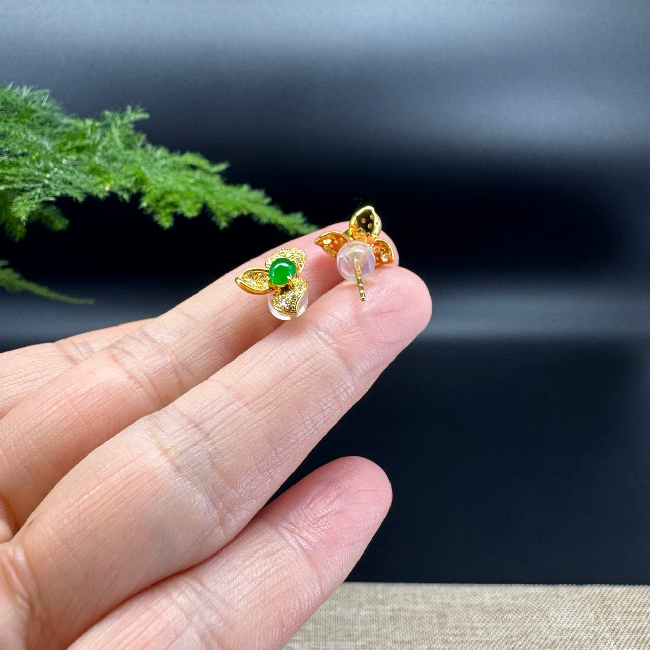 RealJade® 18k Yellow Gold Green Jadeite Jade Flower Earrings