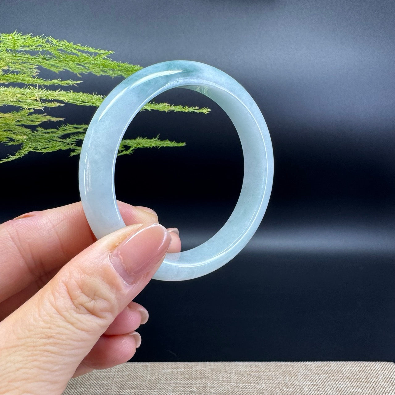 Genuine Burmese Green Jade Jadeite Bangle Bracelet ( 54.8mm )