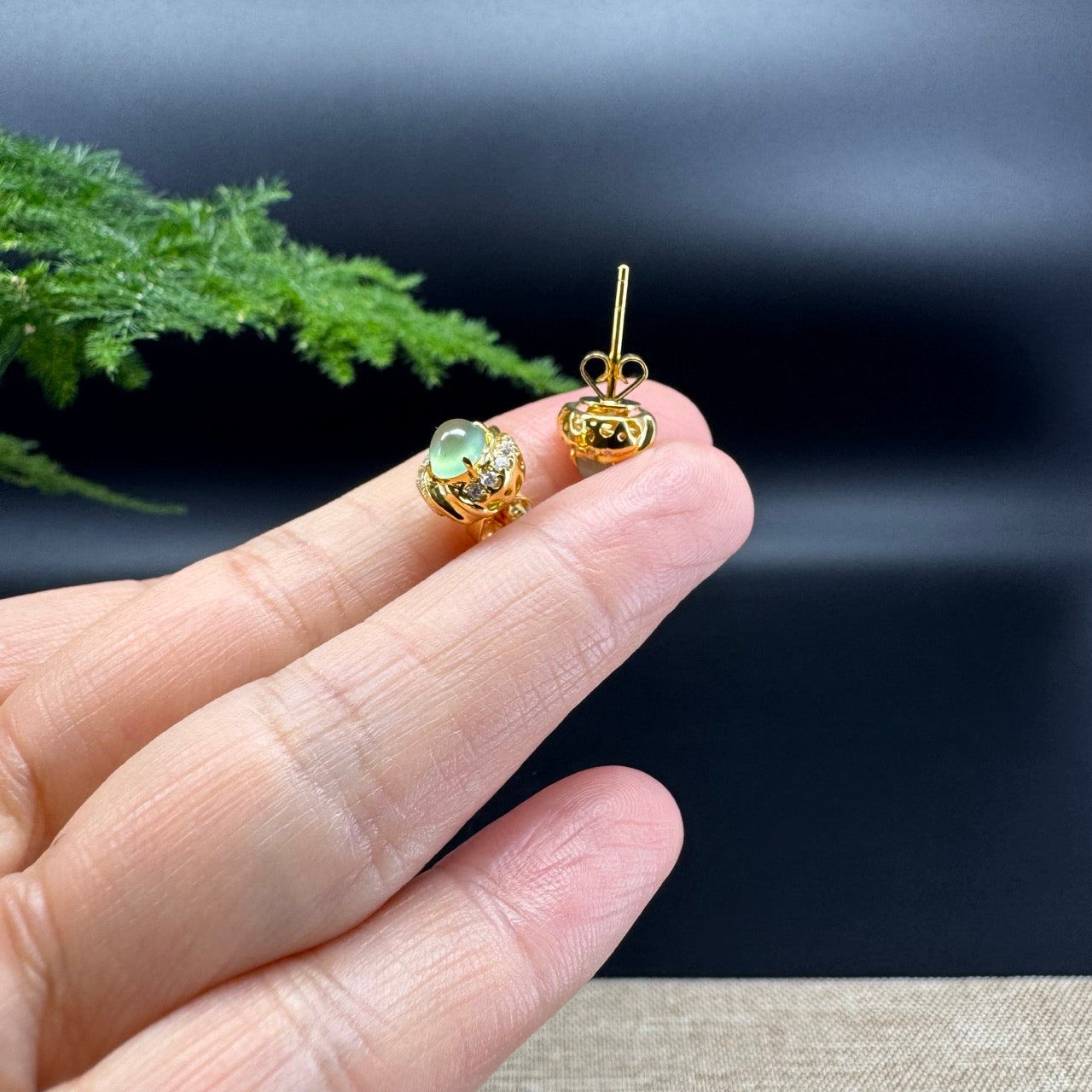 RealJade® 18k Yellow Gold Apple Green Jadeite Jade Oval Earrings With Diamonds