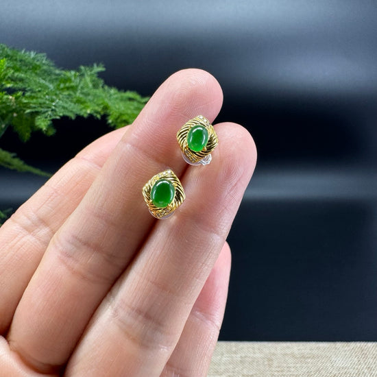 18k Yellow Gold Imperial Green Jadeite Jade Earrings With Diamonds