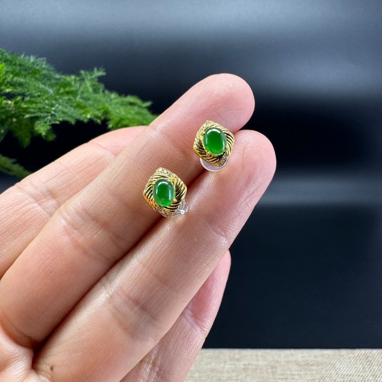 18k Yellow Gold Imperial Green Jadeite Jade Earrings With Diamonds