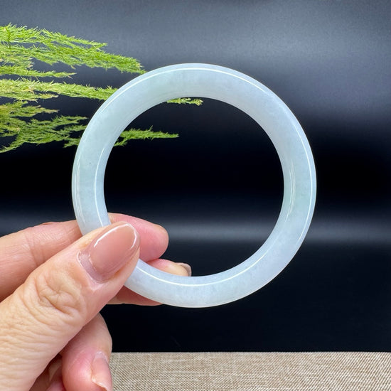 Genuine Burmese White Green Jade Jadeite Bangle Bracelet ( 54.8mm )