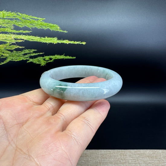 Genuine Burmese Green Jade Jadeite Bangle Bracelet ( 54.5mm )