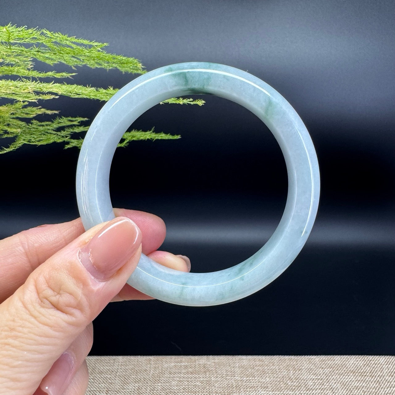 Genuine Burmese Green Jade Jadeite Bangle Bracelet ( 54.5mm )