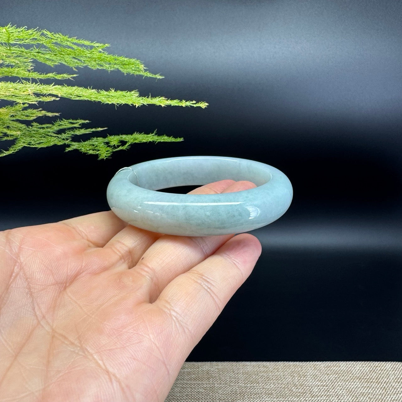 Genuine Burmese Green Jade Jadeite Bangle Bracelet ( 54.3mm )