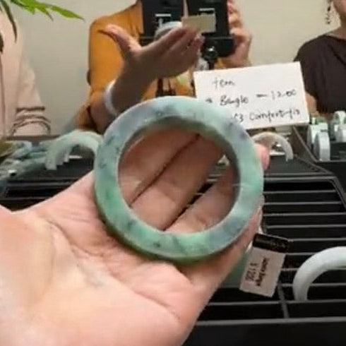 "Live" Natural Green & Wuji Jadeite Jade Bangle(04/10/26)