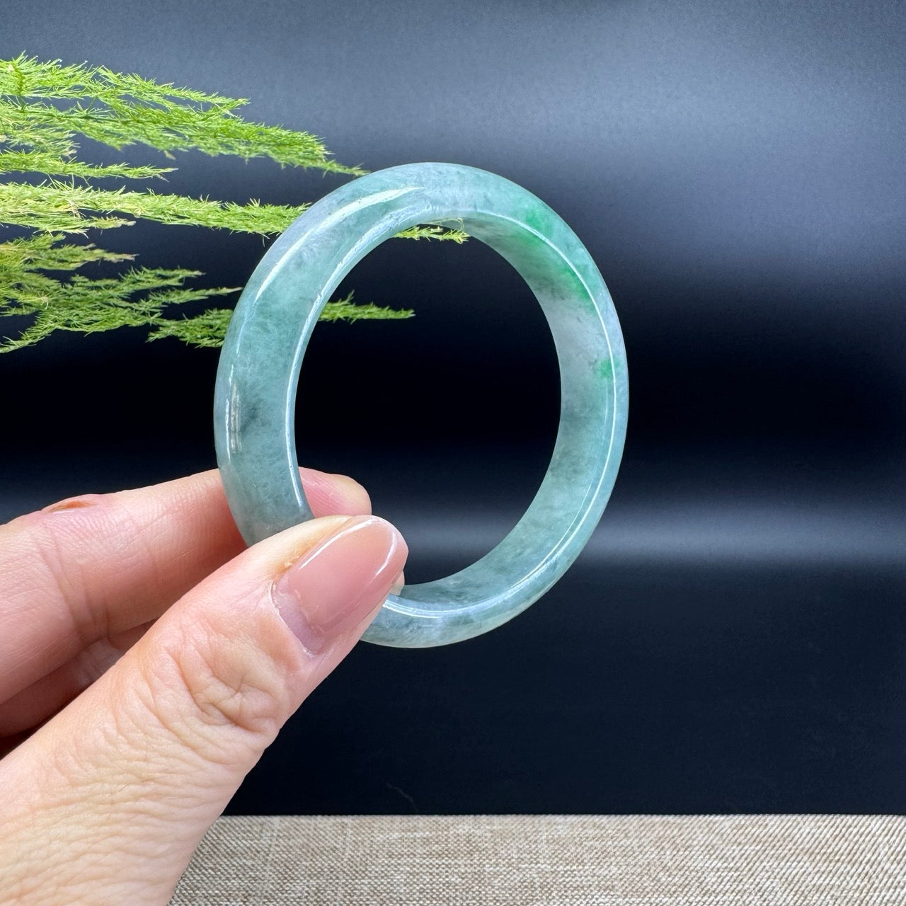 Genuine Burmese Green Jade Jadeite Bangle Bracelet ( 54mm )