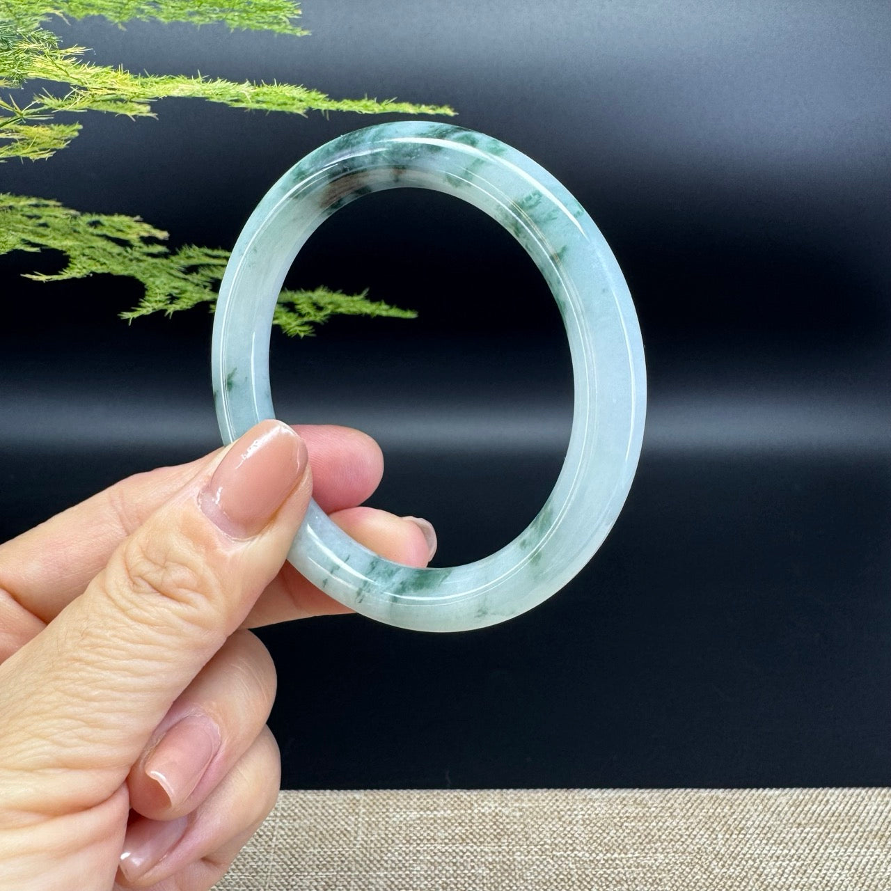 Genuine Burmese Green Jade Jadeite Bangle Bracelet ( 54.1mm )