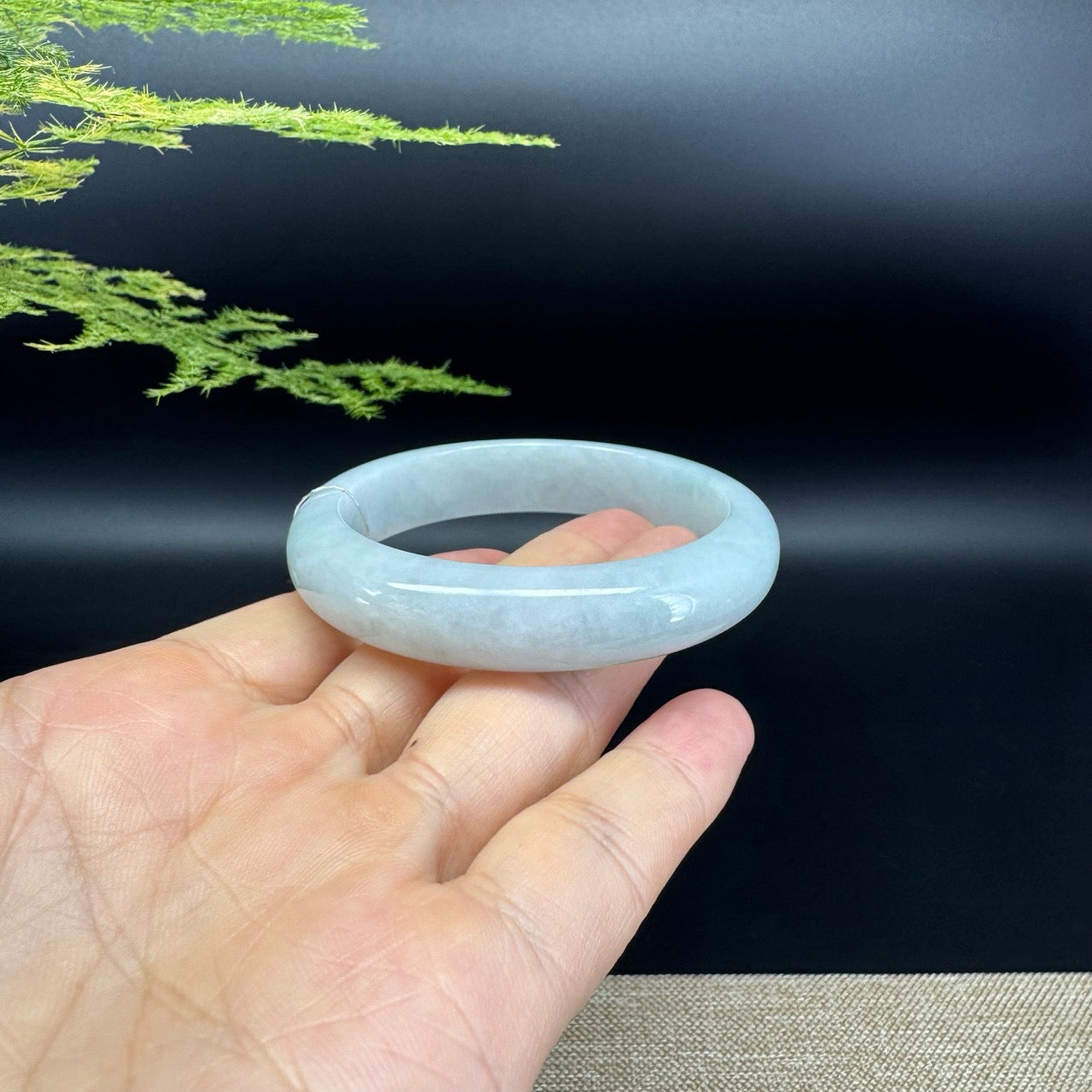 Genuine Burmese Green Jade Jadeite Bangle Bracelet ( 53.9mm )