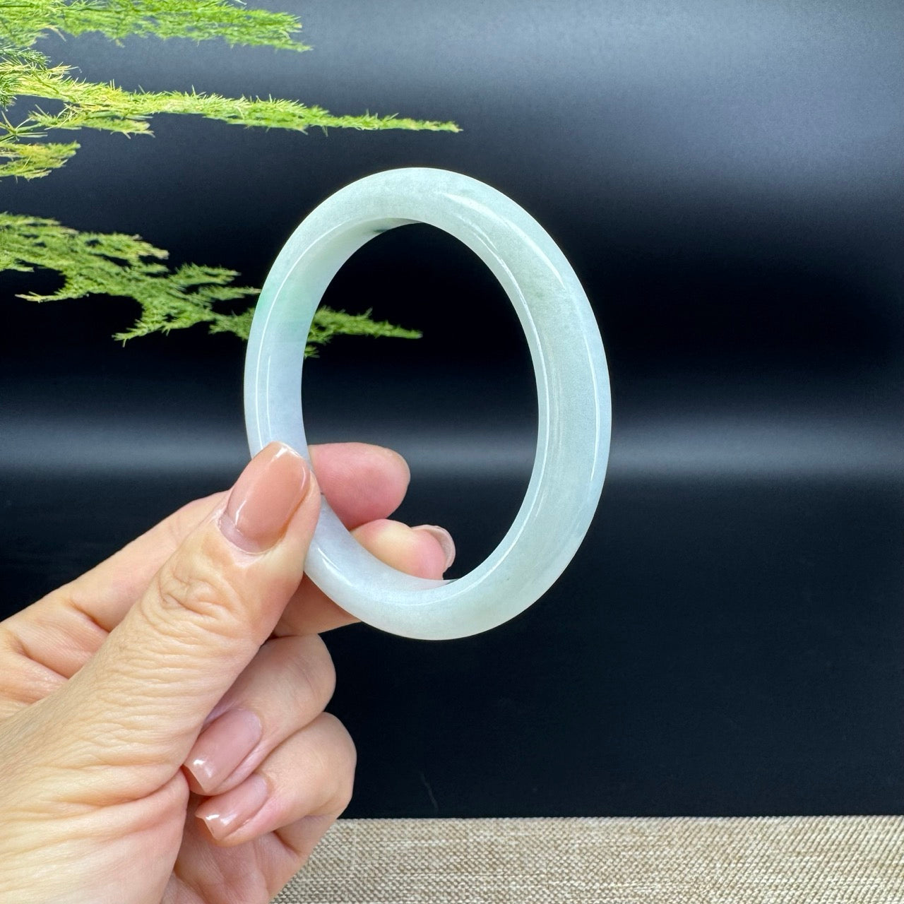 Genuine Burmese Green Jade Jadeite Bangle Bracelet ( 54.6mm )