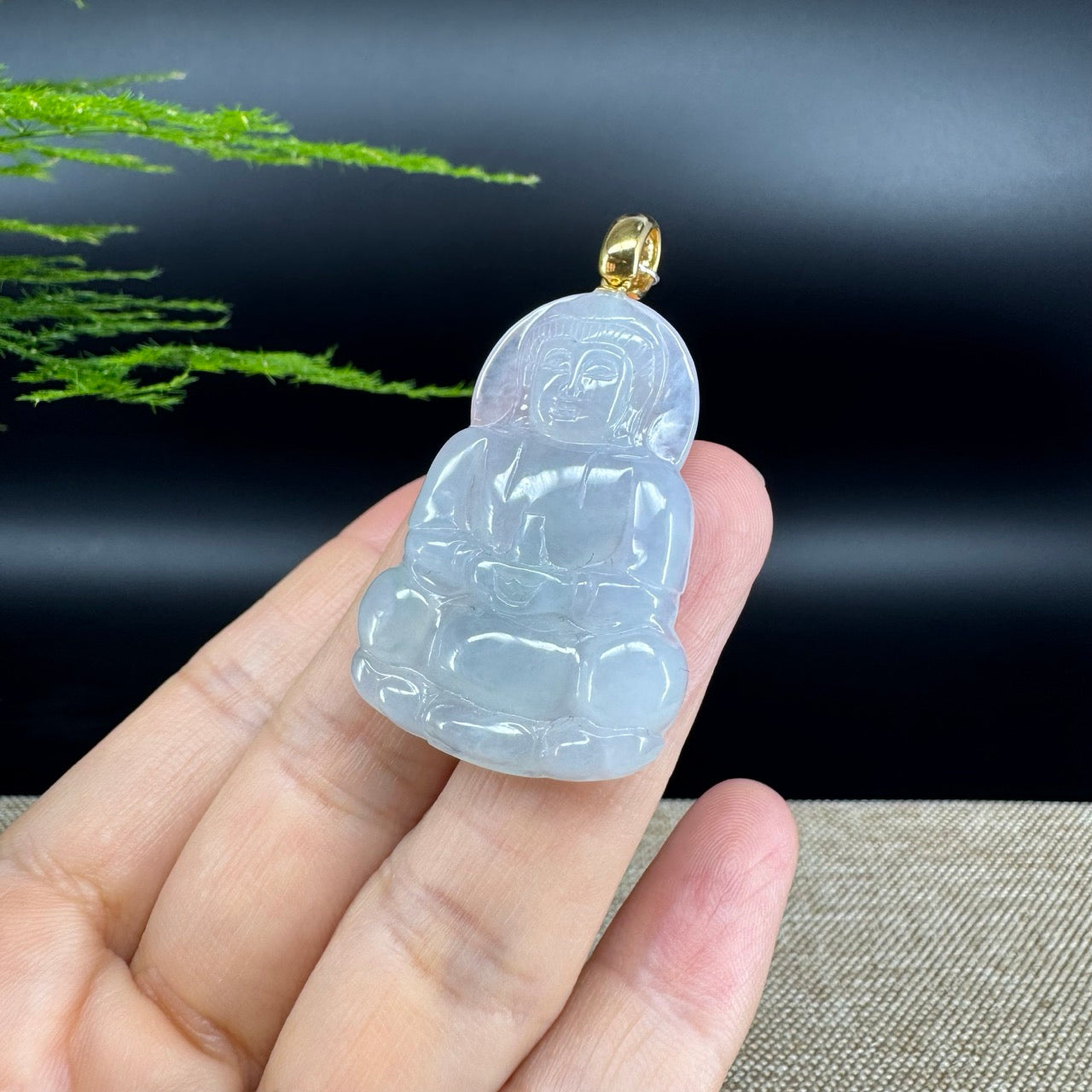 High-end 18K Yellow Gold Burmese Icy Jadeite Jade Guanyin Pendant Necklace