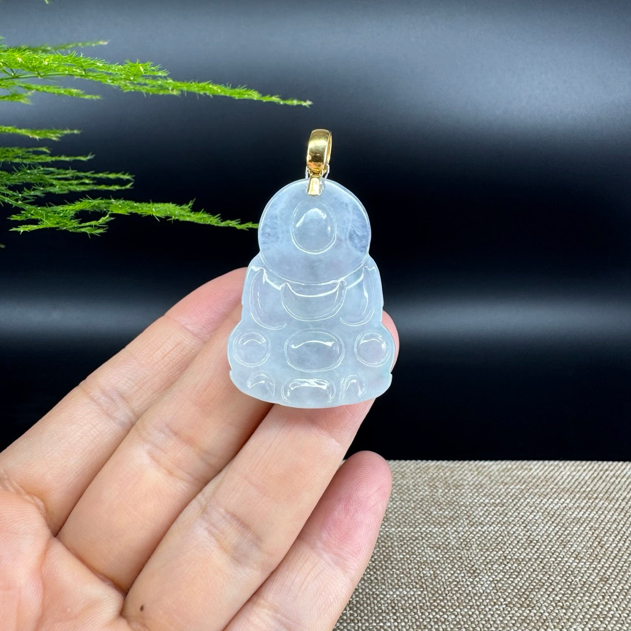 High-end 18K Yellow Gold Burmese Icy Jadeite Jade Guanyin Pendant Necklace
