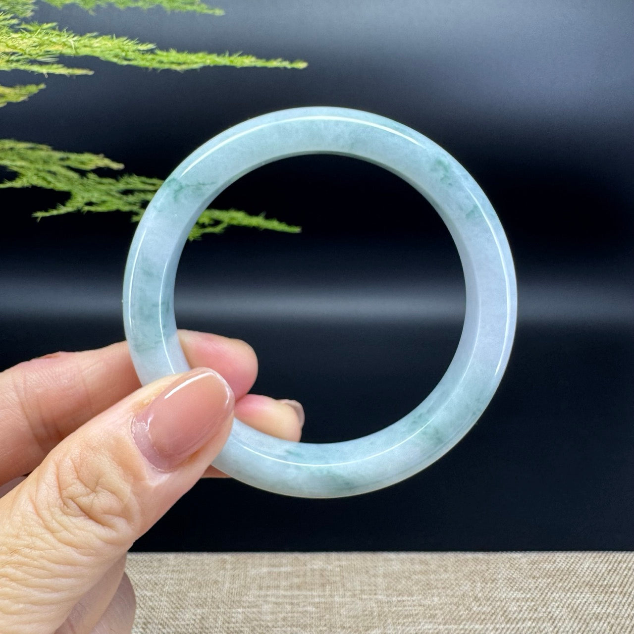 Genuine Burmese Green Jade Jadeite Bangle Bracelet ( 55.4mm )