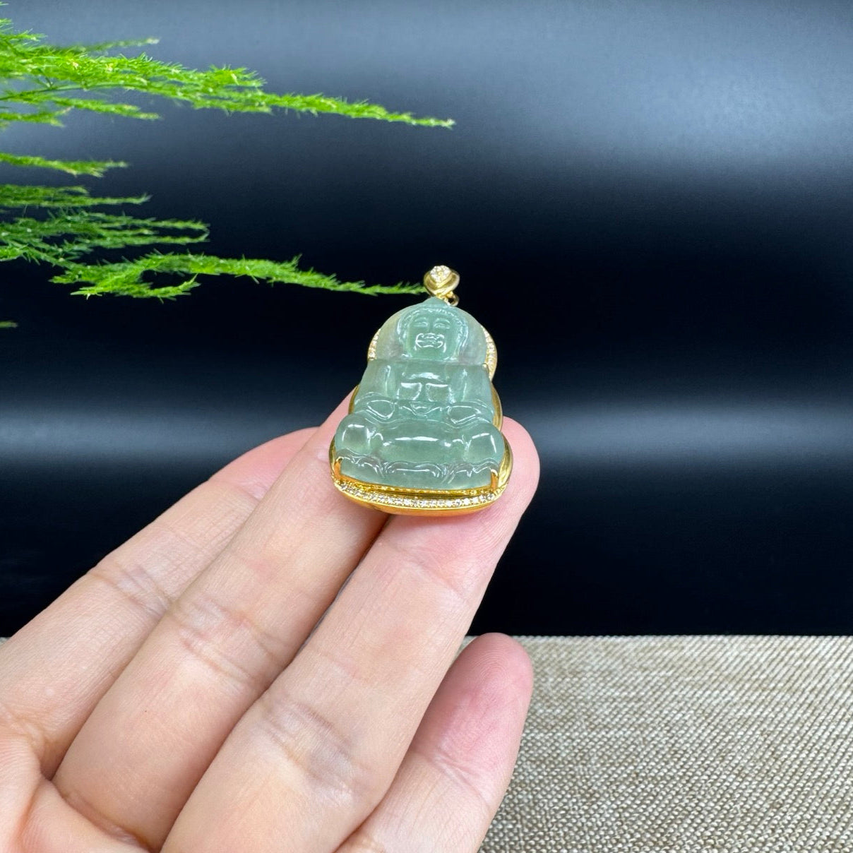 High-end 18K Yellow Gold Burmese Green Jadeite Jade Guanyin Pendant with Diamond