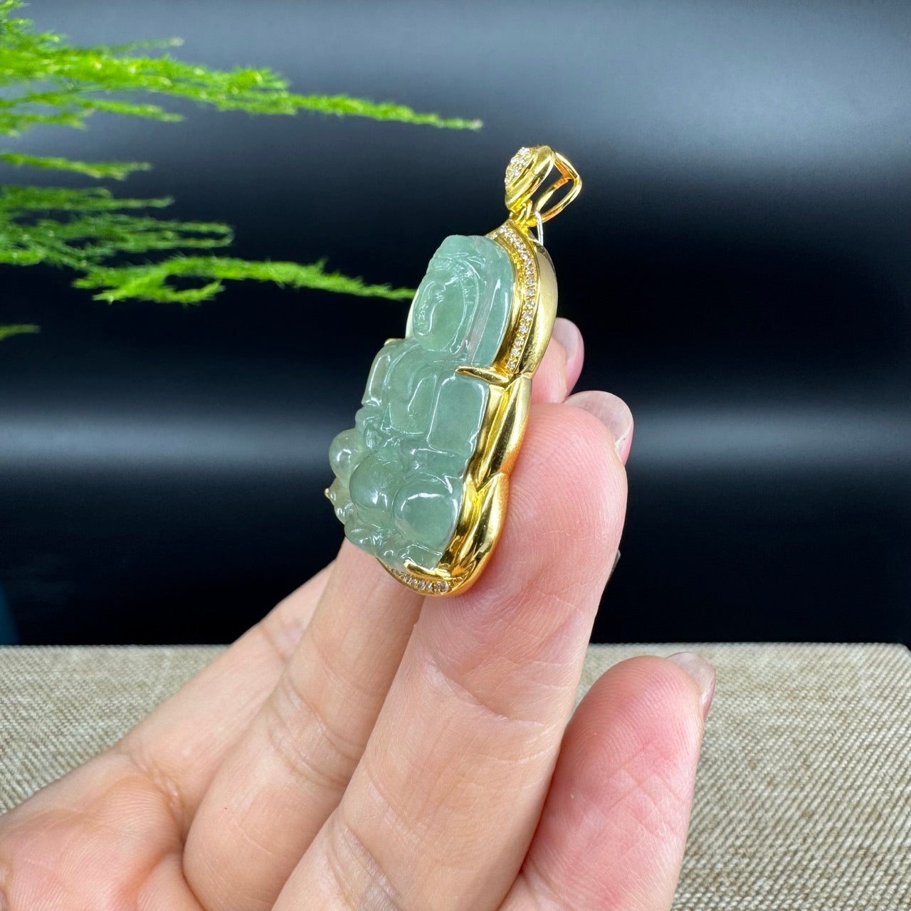 High-end 18K Yellow Gold Burmese Green Jadeite Jade Guanyin Pendant with Diamond