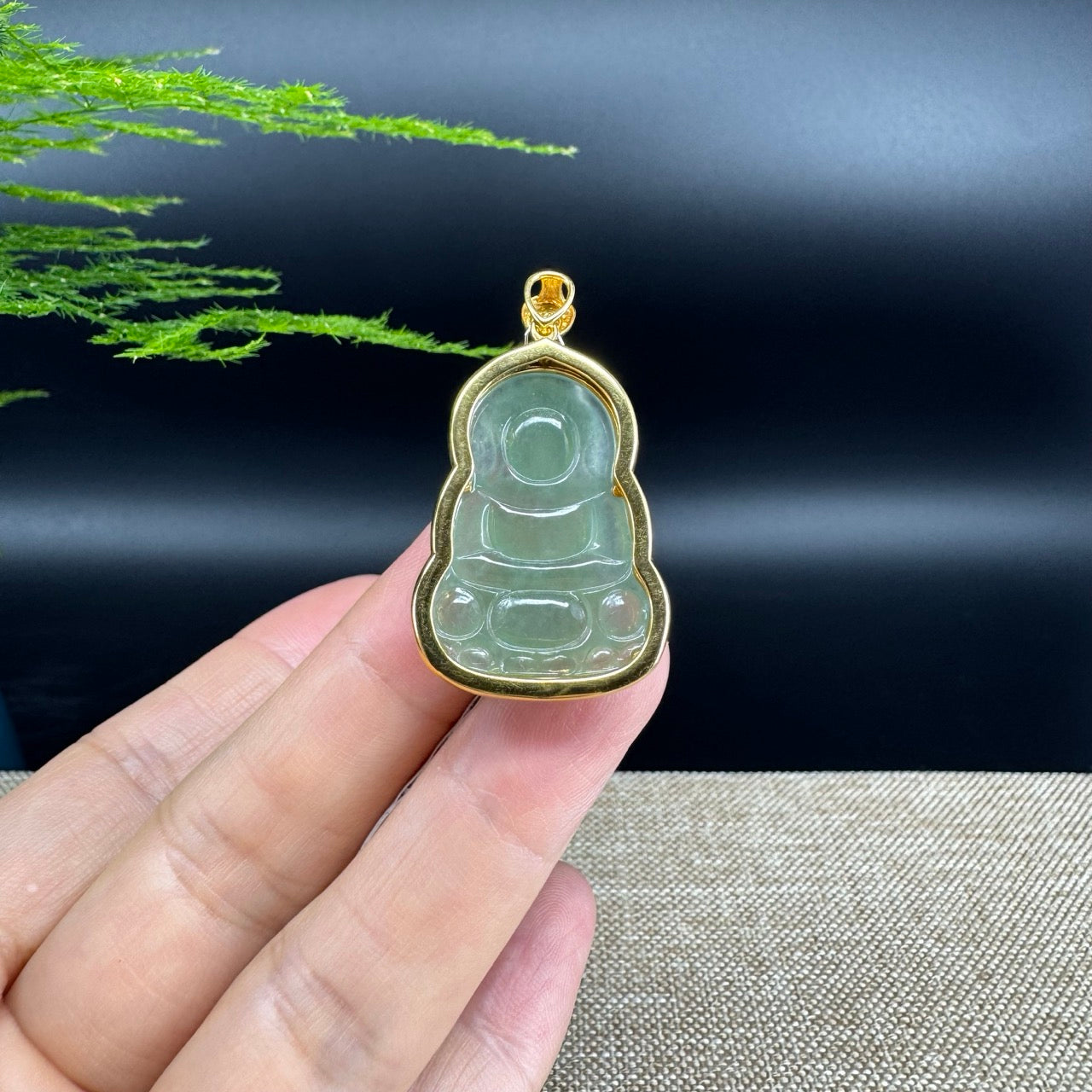 High-end 18K Yellow Gold Burmese Green Jadeite Jade Guanyin Pendant with Diamond