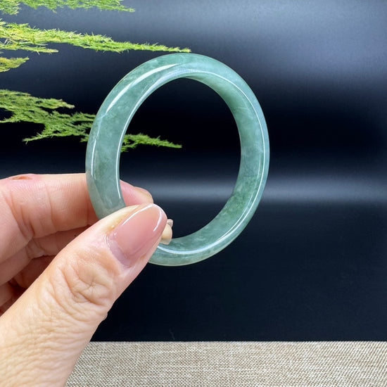 Genuine Burmese Spicy Green Jade Jadeite Bangle Bracelet ( 54.3mm )