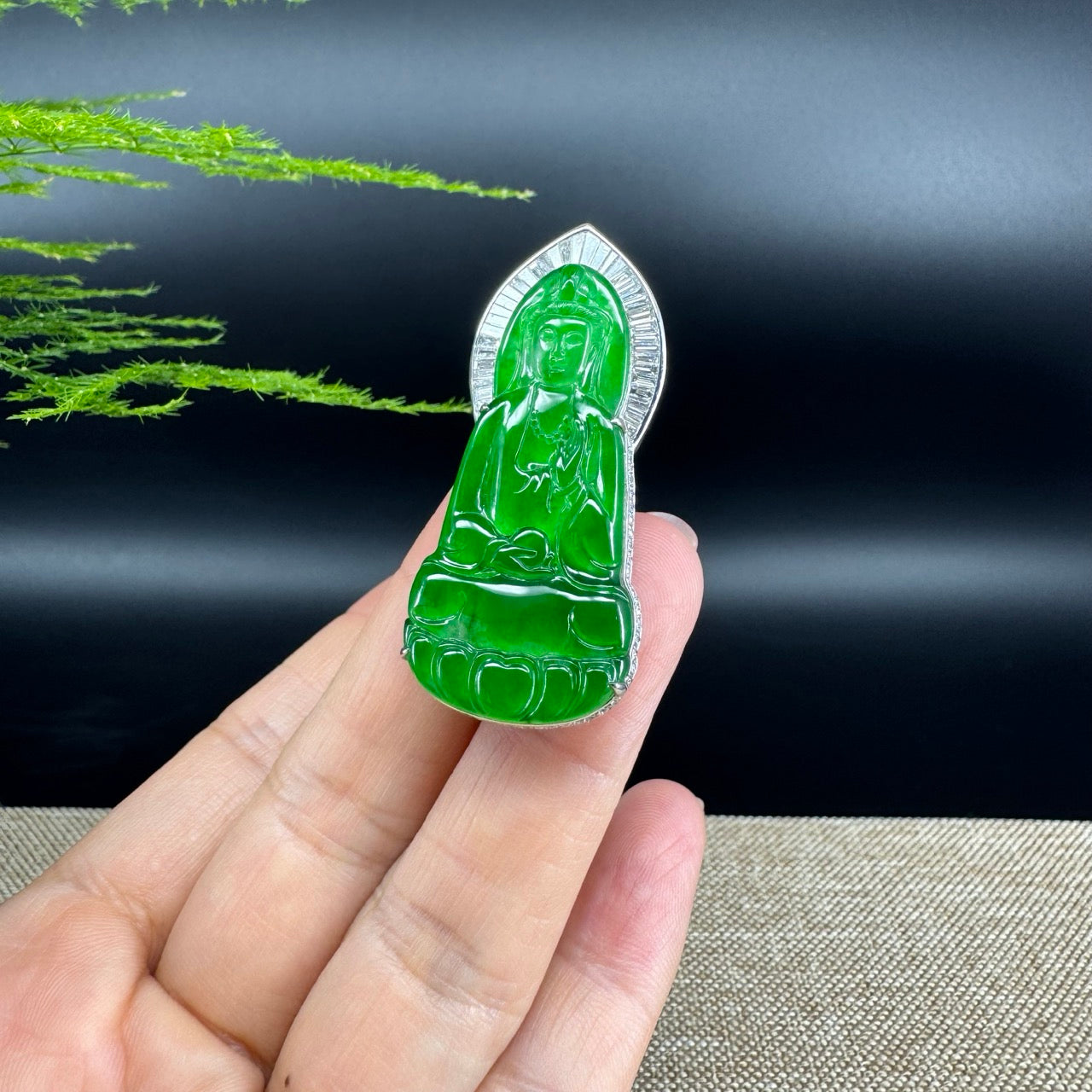 High-end 18K White Gold Guatemala Green Jadeite Jade Guanyin Pendant with Diamond