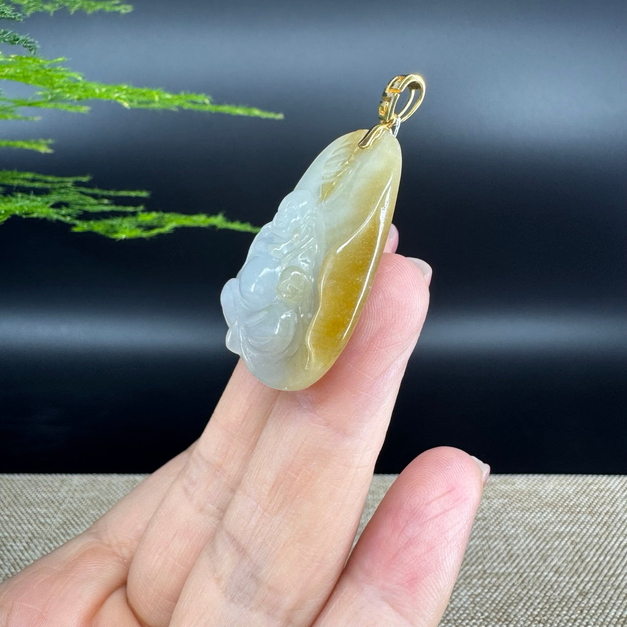 18K Yellow Gold Burmese Yellow Jadeite Jade Happy Buddha Pendant