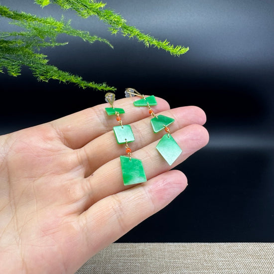18k Yellow Gold Genuine Green Jadeite Jade Earrings