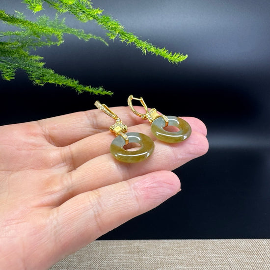 18k Yellow Gold Genuine Yellow Green Jadeite Jade Earrings With Diamonds