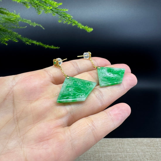 18k Yellow Gold Genuine Green Jadeite Jade Earrings With Diamonds