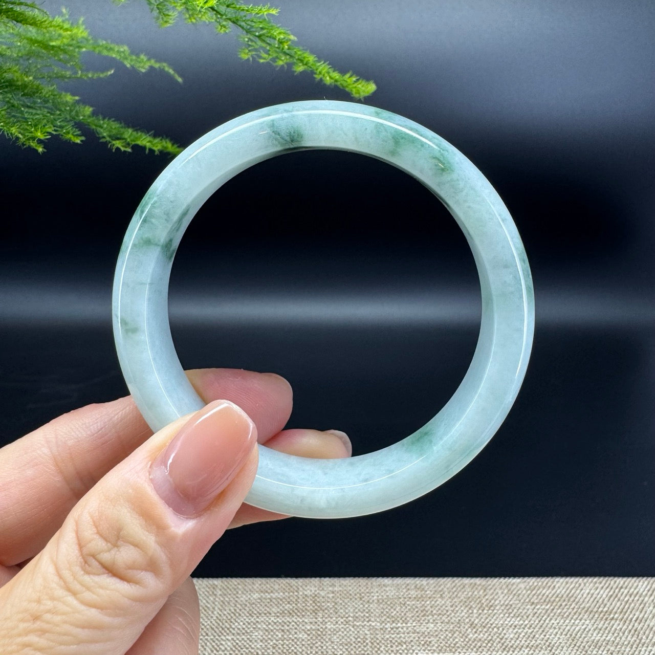 Genuine Burmese Green Jade Jadeite Bangle Bracelet ( 55.3mm )