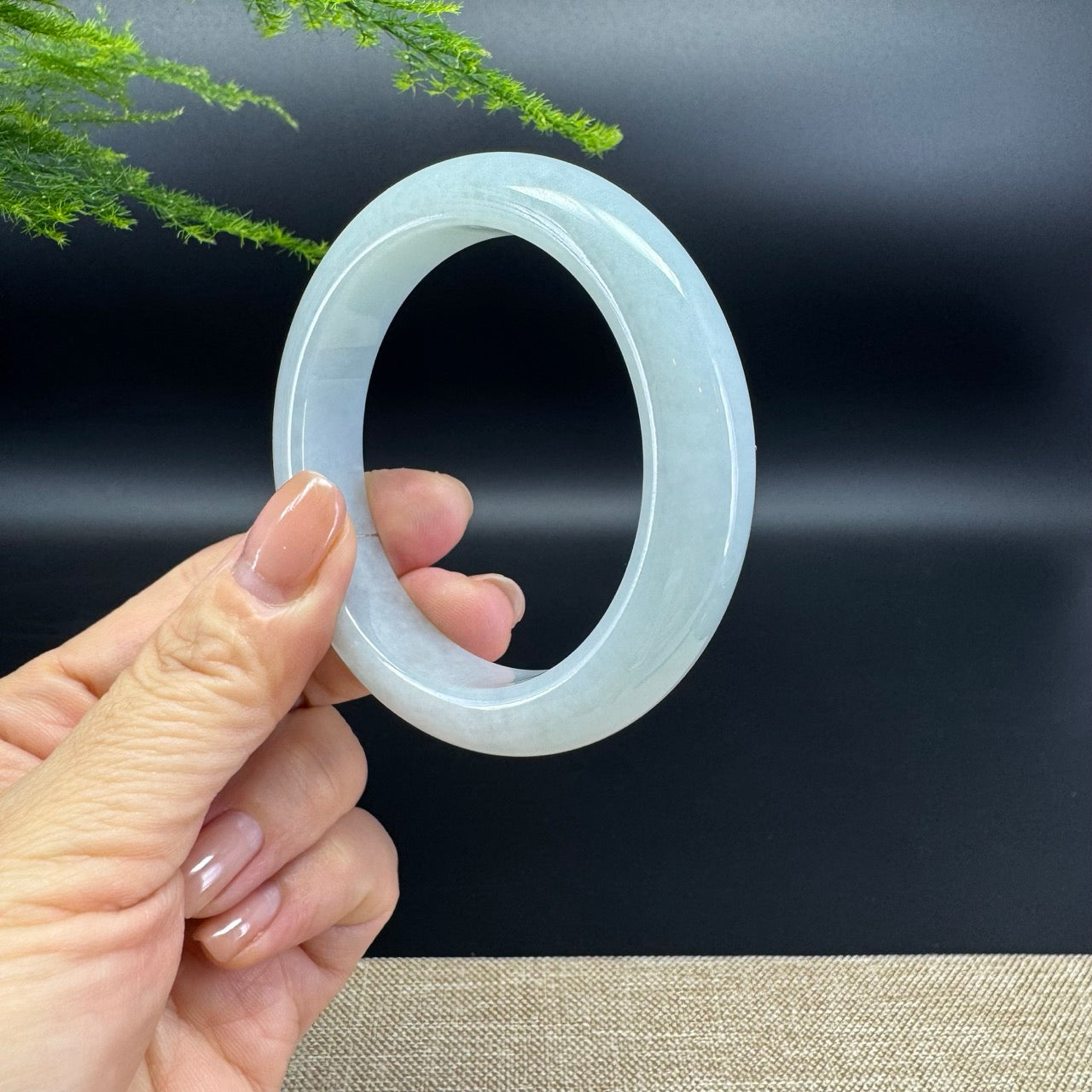 Genuine Burmese Green Jade Jadeite Bangle Bracelet ( 55.7mm )