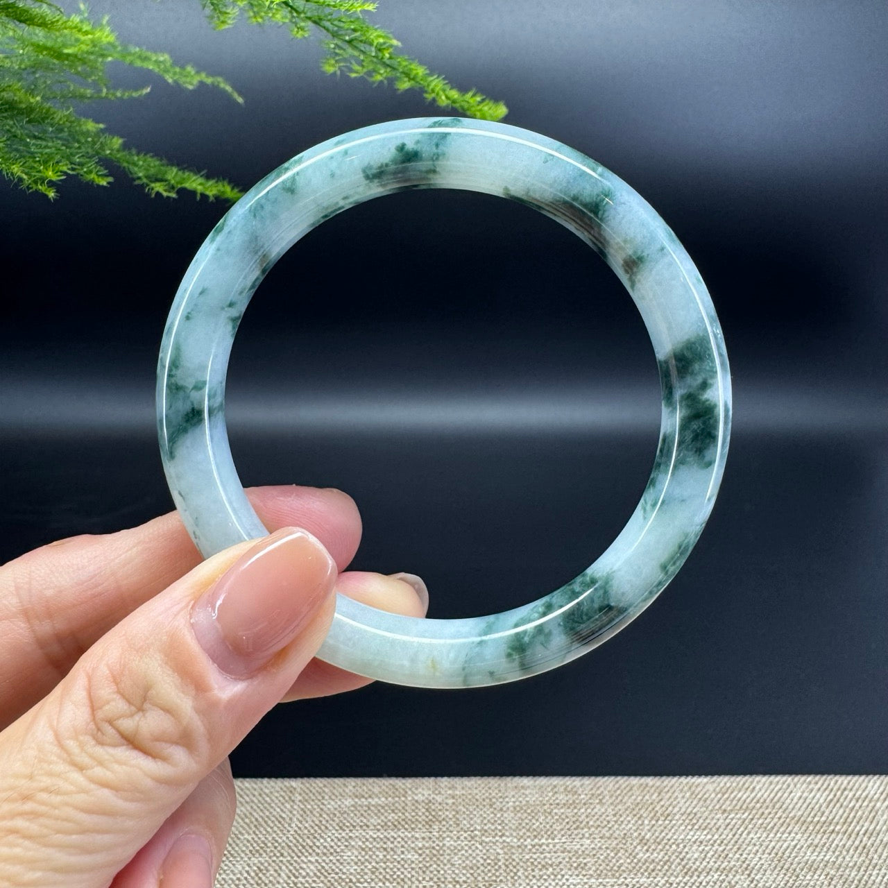 Genuine Burmese Green Jade Jadeite Bangle Bracelet ( 55.2mm )