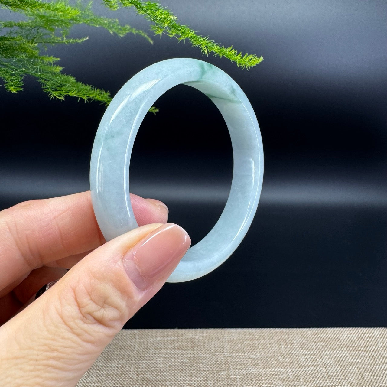 Genuine Burmese Green Jade Jadeite Bangle Bracelet ( 55.6mm )