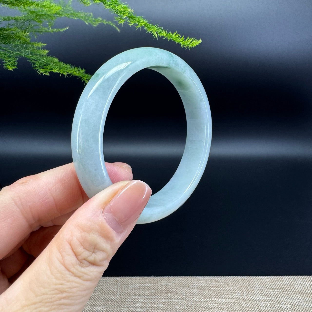 Genuine Burmese Green Jade Jadeite Bangle Bracelet ( 55.8mm )