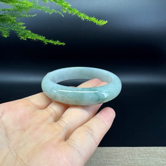 Genuine Burmese Green Jade Jadeite Bangle Bracelet ( 55.8mm )