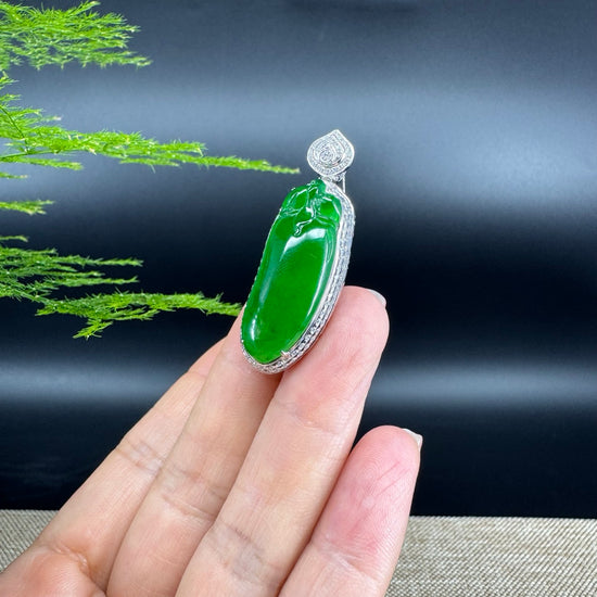 18K White Gold High end Guatemala Green Jadeite Jade Shou Tao Pendant with Diamond