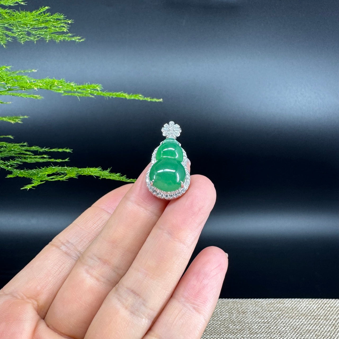 RealJade® Co. Genuine Green Jadeite Jade Good Luck Hulu Bottle Gourd Necklace With 18K White Gold Bail