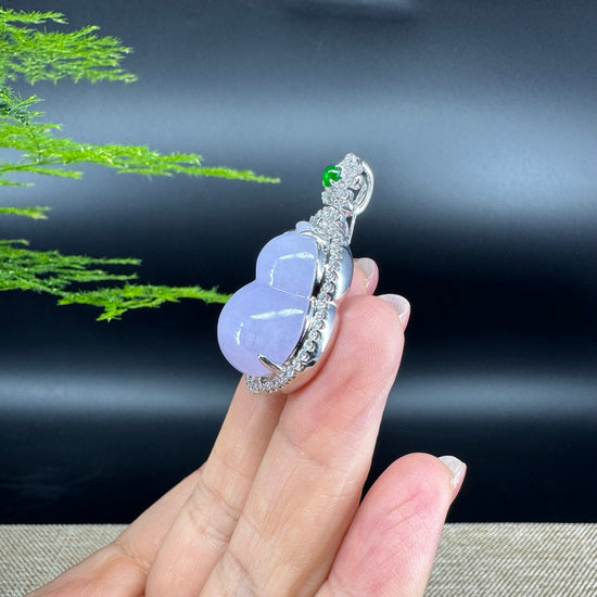 RealJade® Co. 18K White Gold Genuine Lavender Jadeite Jade Hu Lu Necklace