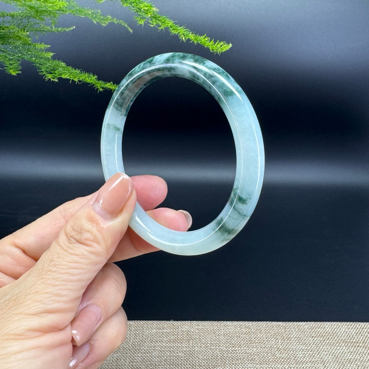 Genuine Burmese Green Jade Jadeite Bangle Bracelet ( 55.1mm )