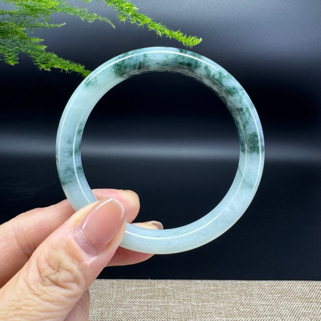 Genuine Burmese Green Jade Jadeite Bangle Bracelet ( 55.1mm )