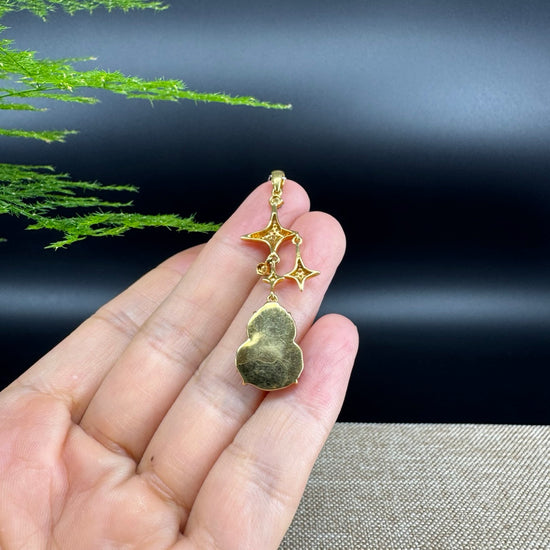 RealJade® Co. 18K Yellow Gold Genuine Honey Yellow Jadeite Jade Hu Lu Fish Necklace