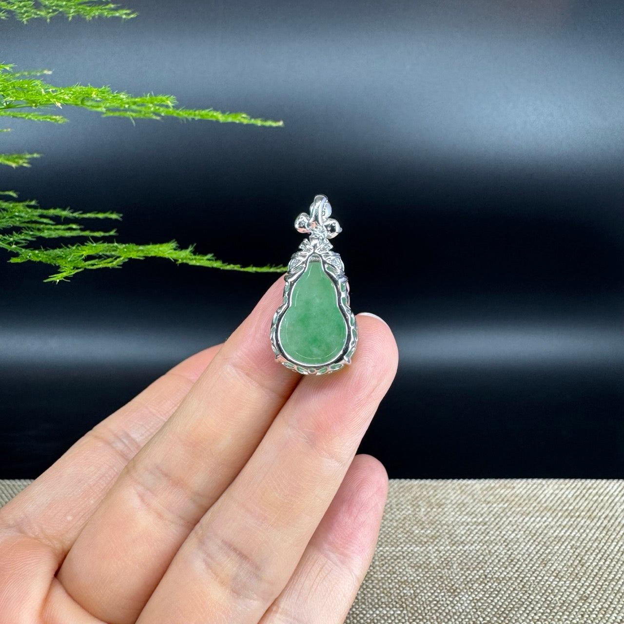 RealJade® Co. Genuine Green Jadeite Jade Good Luck Hulu Bottle Gourd Necklace With 18K White Gold Bail