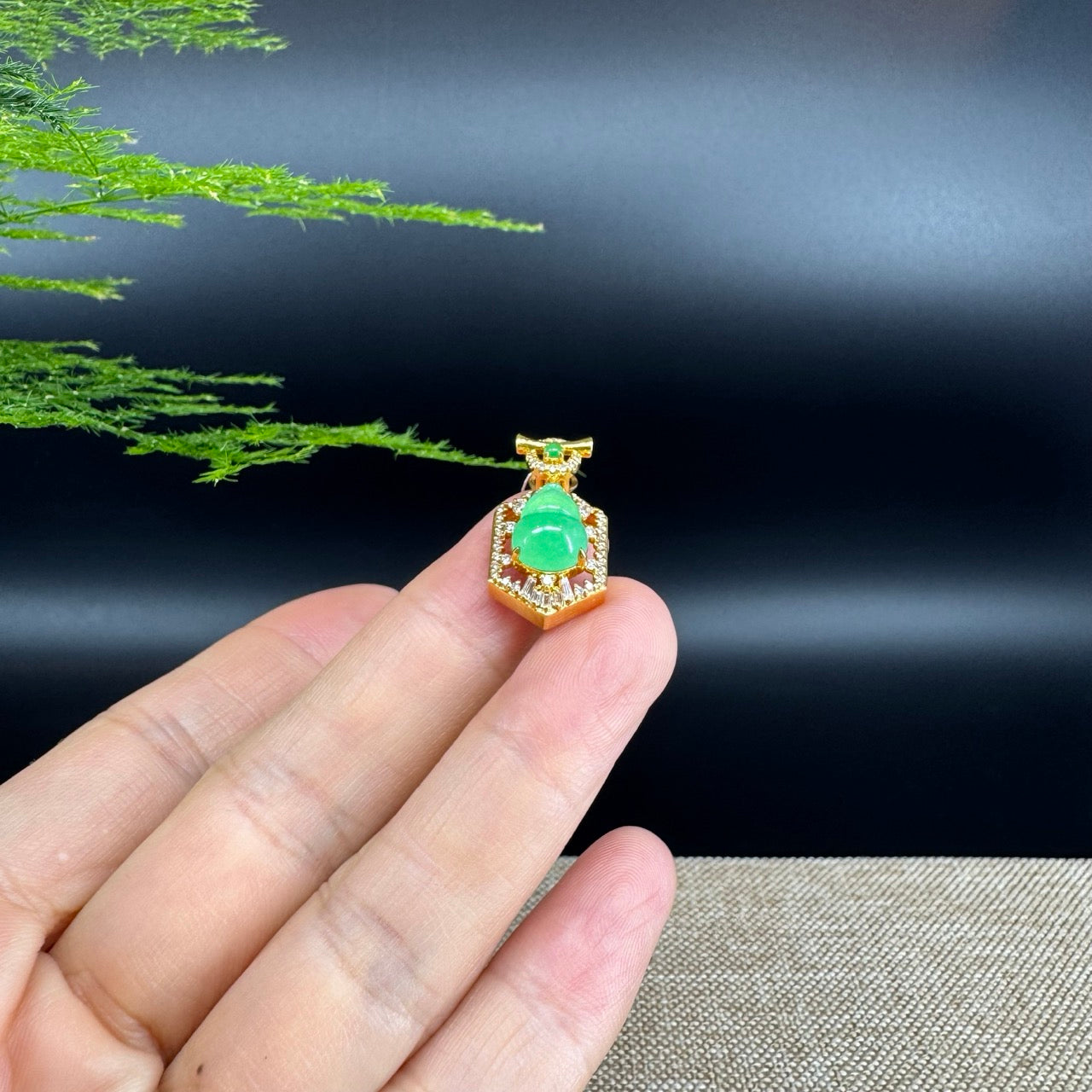 RealJade® Co. Genuine Green Jadeite Jade Good Luck Hulu Bottle Gourd Necklace With 18K Yellow Gold Bail