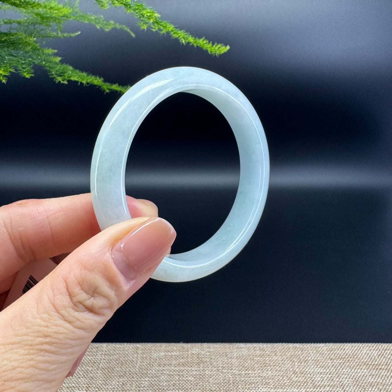 Genuine Burmese Green Jade Jadeite Bangle Bracelet ( 55.6mm )