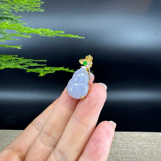 RealJade® Co. Genuine Light Lavender Jadeite Jade Good Luck Hulu Necklace With 18K Yellow Gold Bail