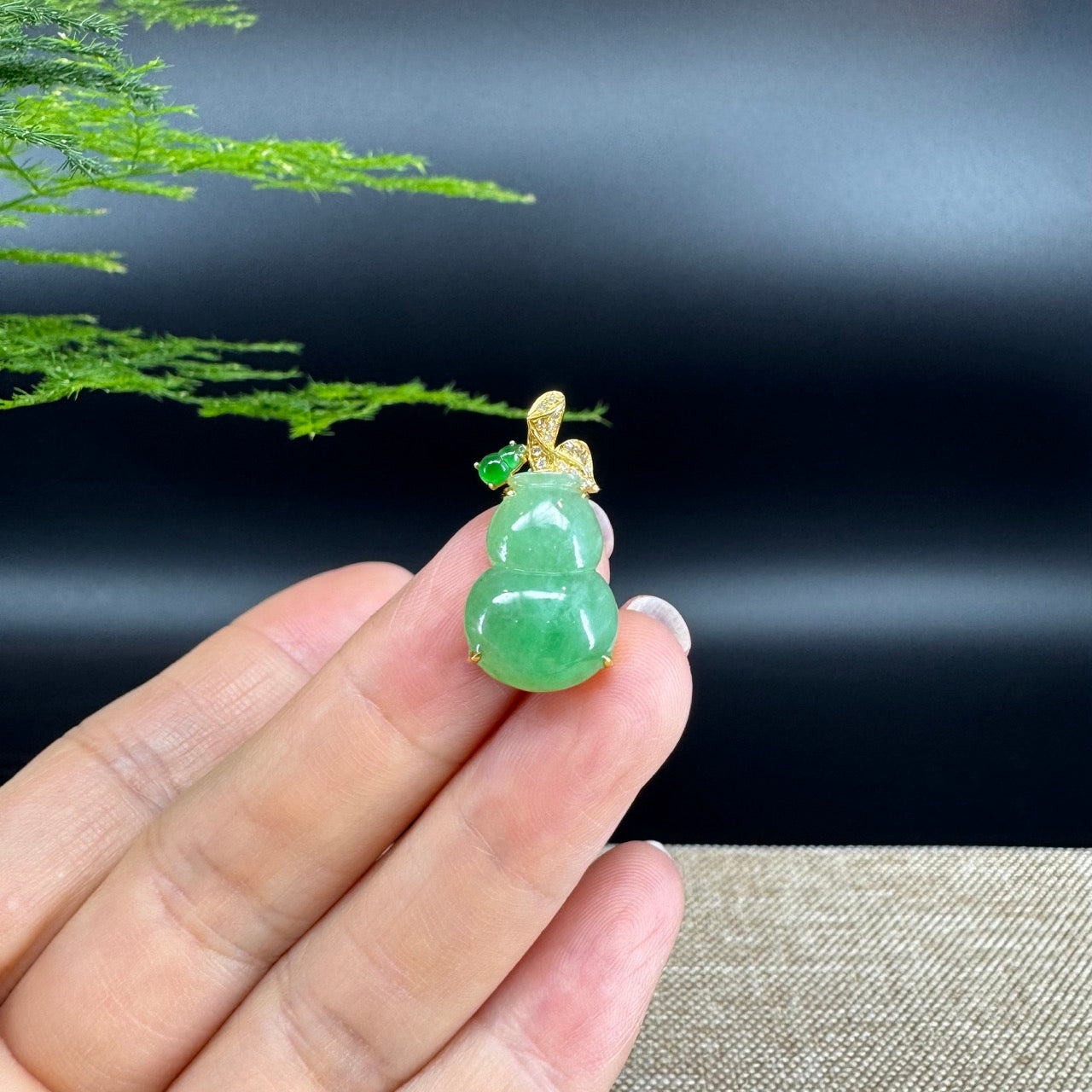 RealJade® Co. Genuine Green Jadeite Jade Good Luck Hulu Bottle Gourd Necklace With 18K Yellow Gold Bail