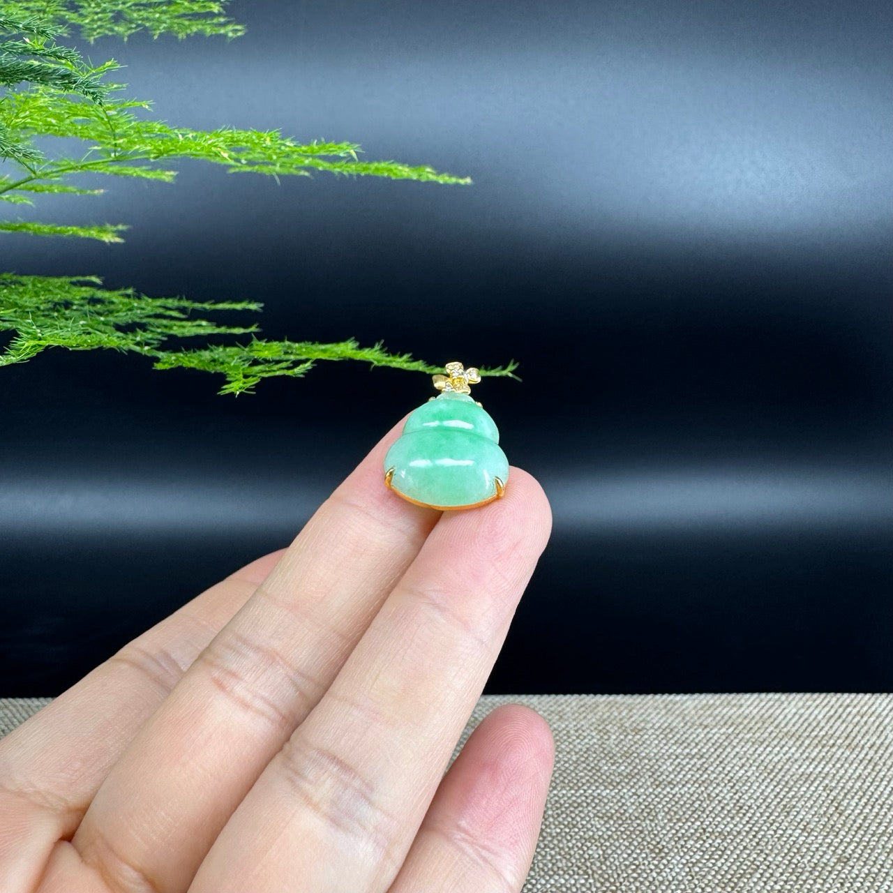 RealJade® Co. Genuine Green Jadeite Jade Good Luck Hulu Bottle Gourd Necklace With 18K Yellow Gold Bail